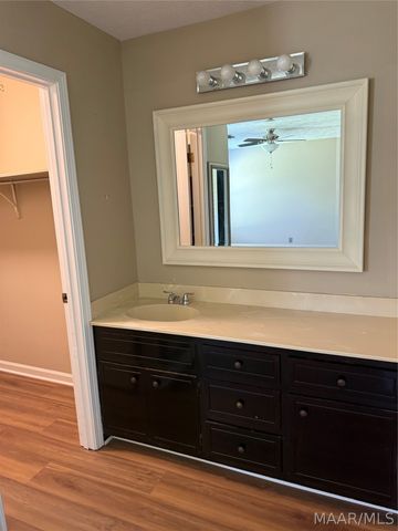 215 Gardner Road, Prattville, AL 36067