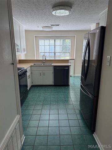 215 Gardner Road, Prattville, AL 36067