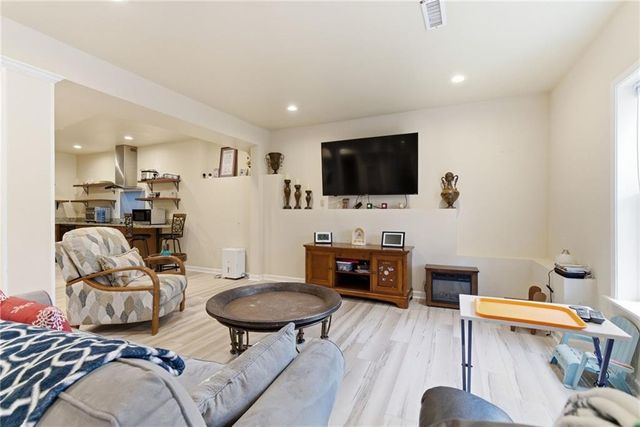 100 Legend Creek Drive, Canton, GA 30114