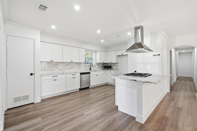4510 Bungalow Lane, Houston, TX 77047