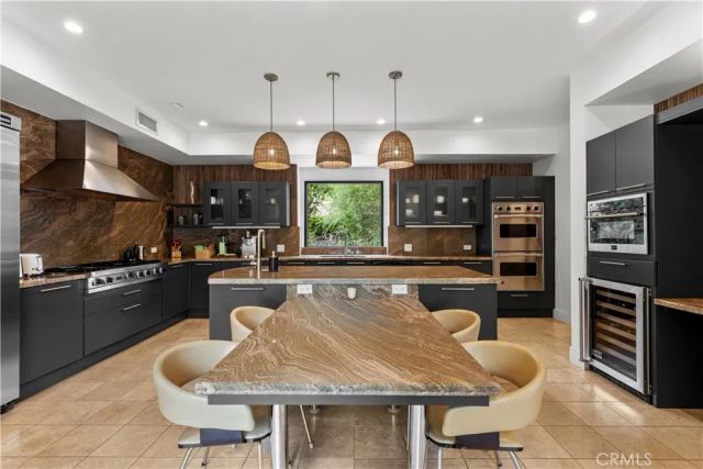 4415 Vanalden Avenue, Tarzana, CA 91356