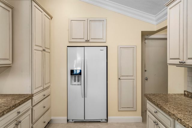 5311 SE Burning Tree Circle, Stuart, FL 34997