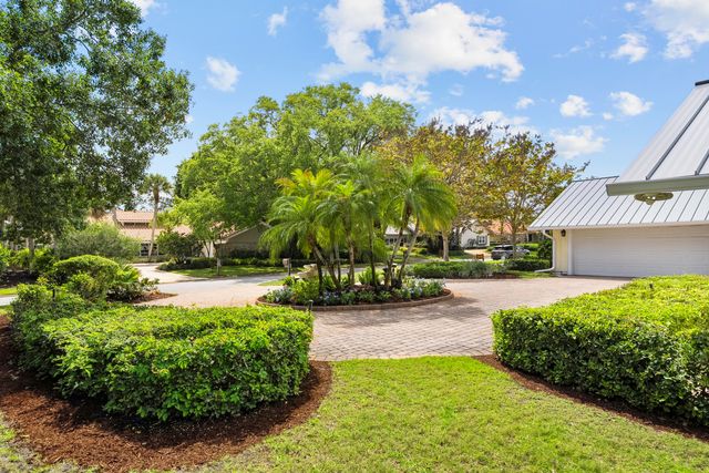 5311 SE Burning Tree Circle, Stuart, FL 34997