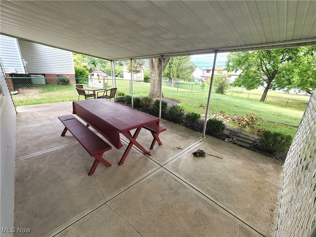 2908 Bowmen Lane, Parma, OH 44134