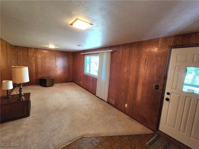 2908 Bowmen Lane, Parma, OH 44134