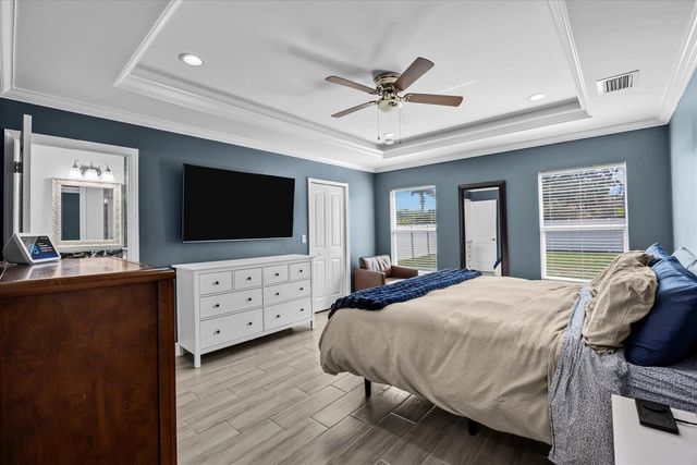 621 SE Prineville Street, Port St. Lucie, Port St Lucie, FL 34983
