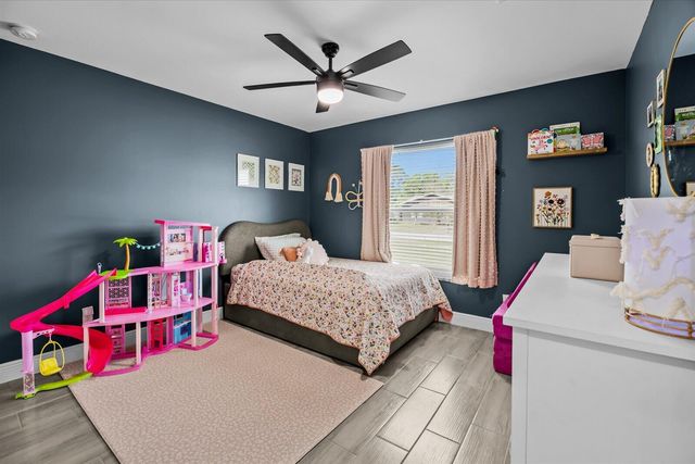 621 SE Prineville Street, Port St. Lucie, Port St Lucie, FL 34983