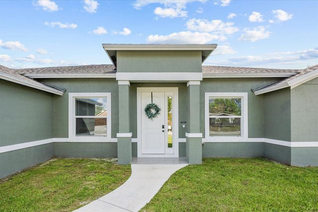621 SE Prineville Street, Port St. Lucie, Port St Lucie, FL 34983