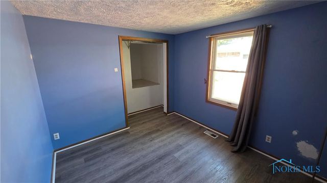 420 Clover Lane, Wauseon, OH 43567