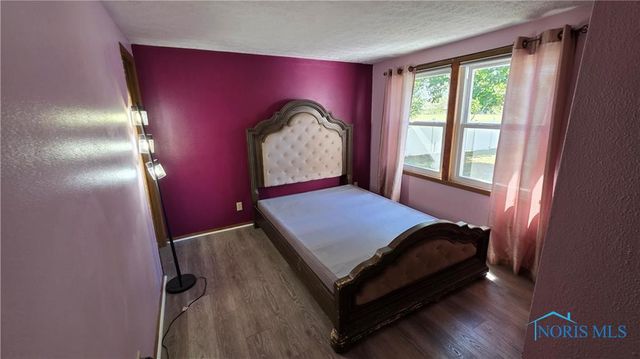 420 Clover Lane, Wauseon, OH 43567