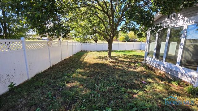 420 Clover Lane, Wauseon, OH 43567