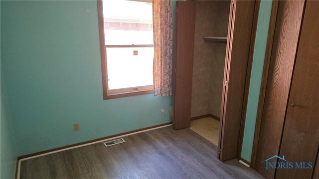 420 Clover Lane, Wauseon, OH 43567