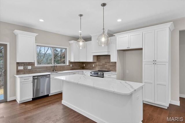 8353 Graham Road, Cedar Hill, MO 63016