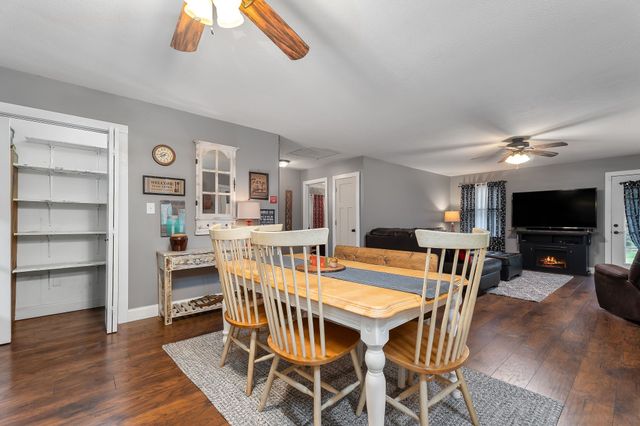 1294 Long Mountain Rd, Mcminnville, TN 37110