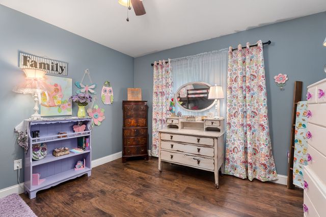 1294 Long Mountain Rd, Mcminnville, TN 37110