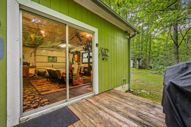 1294 Long Mountain Rd, Mcminnville, TN 37110