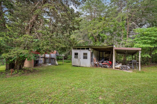 1294 Long Mountain Rd, Mcminnville, TN 37110