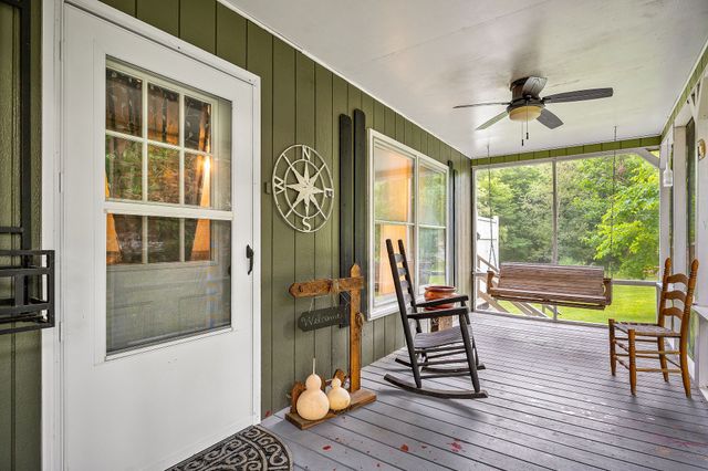 1294 Long Mountain Rd, Mcminnville, TN 37110
