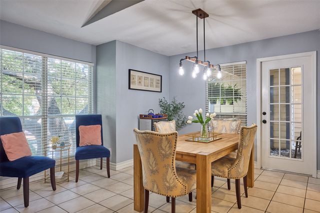 1603 Marsh Lane 301, Carrollton, TX 75006