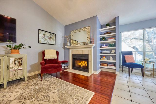1603 Marsh Lane 301, Carrollton, TX 75006