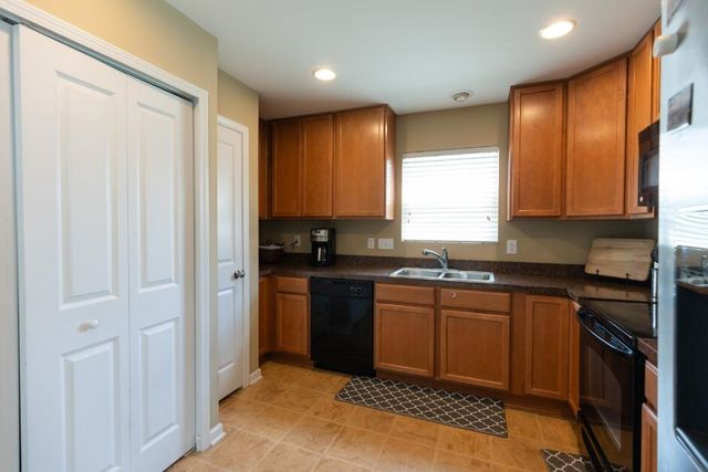 7820 Jean Rebault Drive, North Charleston, SC 29420