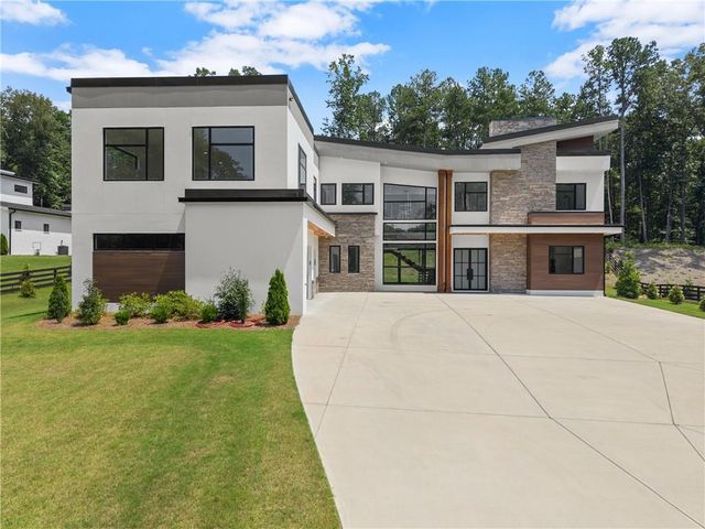 1678 Thomas Drive, Hoschton, GA 30548