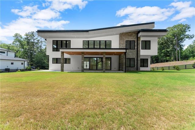 1678 Thomas Drive, Hoschton, GA 30548