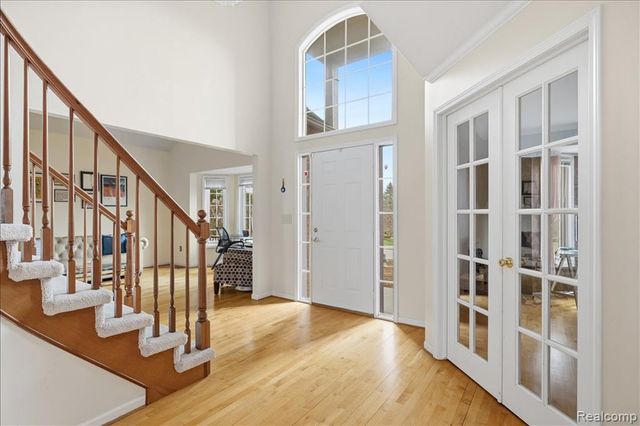 4471 S Castlewood Court, Auburn Hills, MI 48326