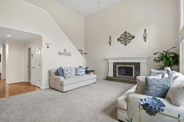 4471 S Castlewood Court, Auburn Hills, MI 48326