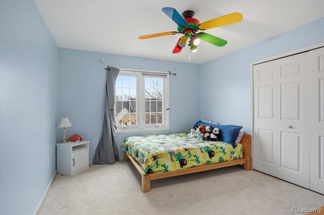 4471 S Castlewood Court, Auburn Hills, MI 48326