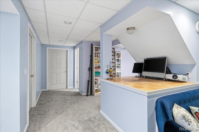 4471 S Castlewood Court, Auburn Hills, MI 48326