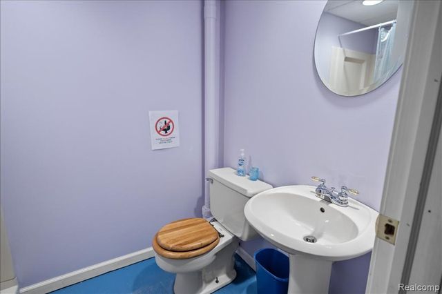 4471 S Castlewood Court, Auburn Hills, MI 48326