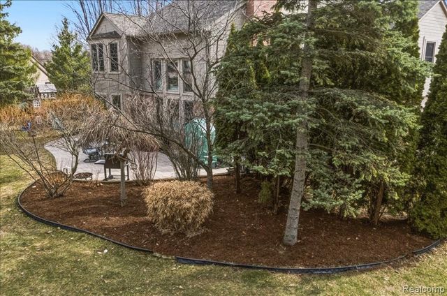 4471 S Castlewood Court, Auburn Hills, MI 48326