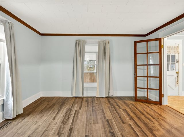 10 Hebron Avenue, Manchester, NY 14548