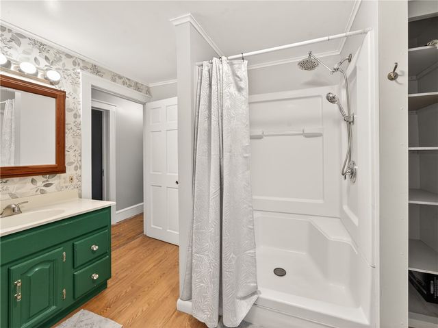 10 Hebron Avenue, Manchester, NY 14548