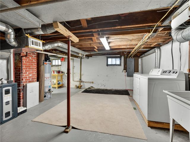 10 Hebron Avenue, Manchester, NY 14548