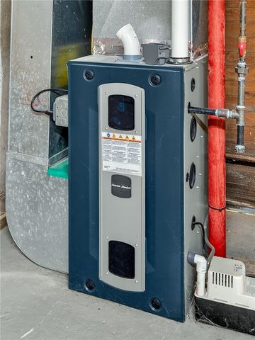 10 Hebron Avenue, Manchester, NY 14548