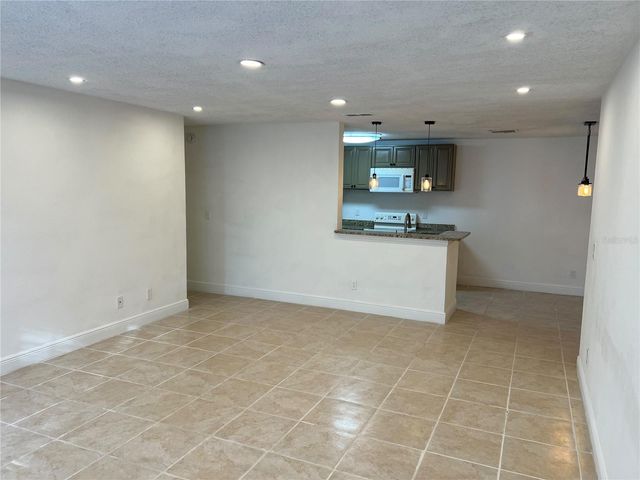 2101 CASCADES BOULEVARD 106, Kissimmee, FL 34741