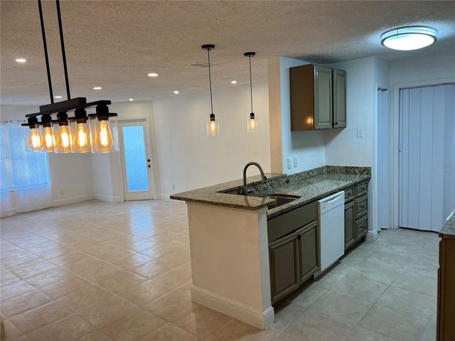 2101 CASCADES BOULEVARD 106, Kissimmee, FL 34741
