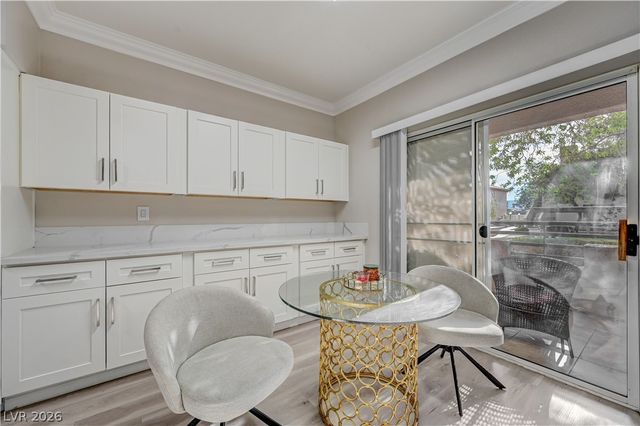 5415 West Harmon Avenue 1029, Las Vegas, NV 89103