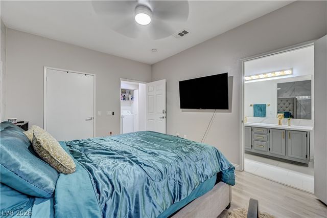 5415 West Harmon Avenue 1029, Las Vegas, NV 89103