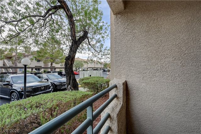 5415 West Harmon Avenue 1029, Las Vegas, NV 89103