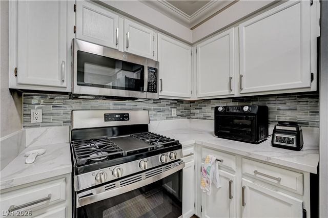5415 West Harmon Avenue 1029, Las Vegas, NV 89103