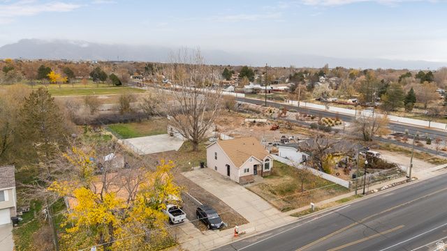 844 N 1000 W, Clinton, UT 84015