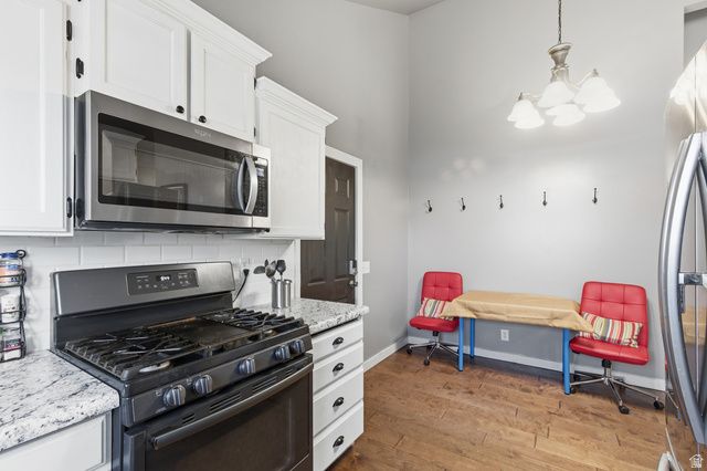 844 N 1000 W, Clinton, UT 84015