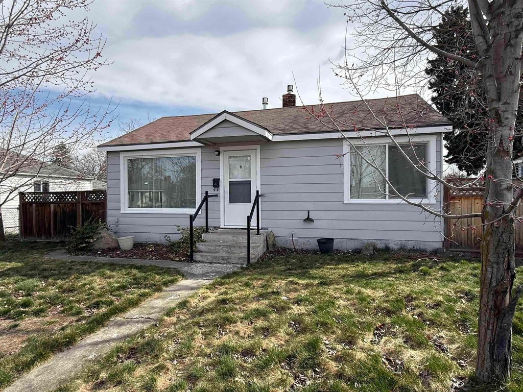 5214 N Belt St, Spokane, WA 99205