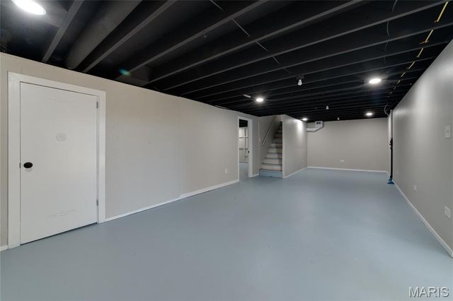 10430 Castle Drive, St Louis, MO 63136