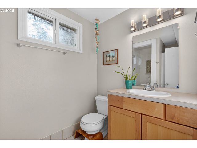 1400 Nw 137TH Ave, Portland, OR 97229