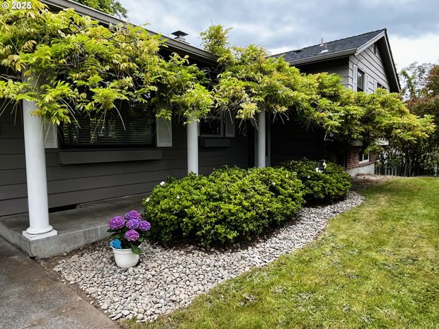 1400 Nw 137TH Ave, Portland, OR 97229