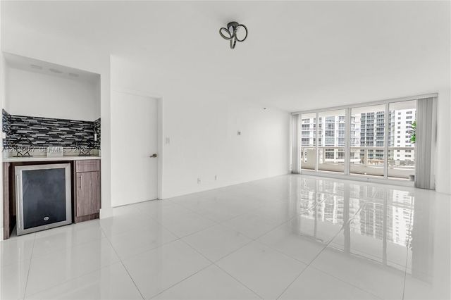 1717 N Bayshore Drive A1650, Miami, FL 33132